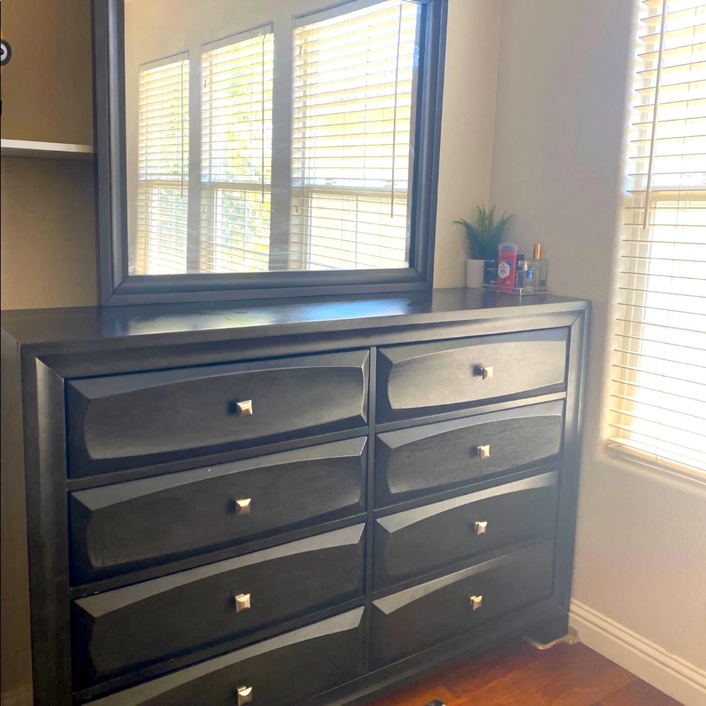 Dresser with mirror
